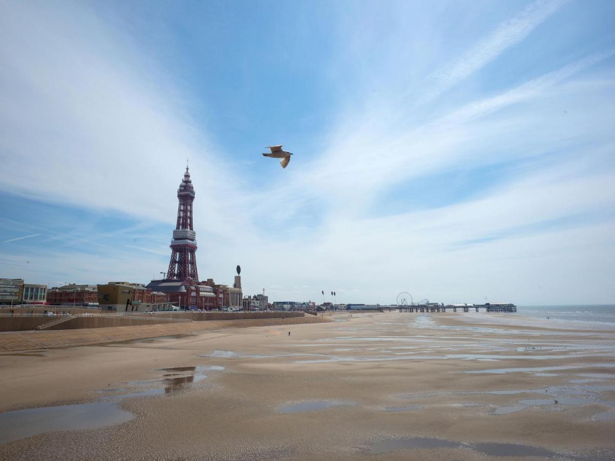 Blackpool Resort Hotel Exterior photo